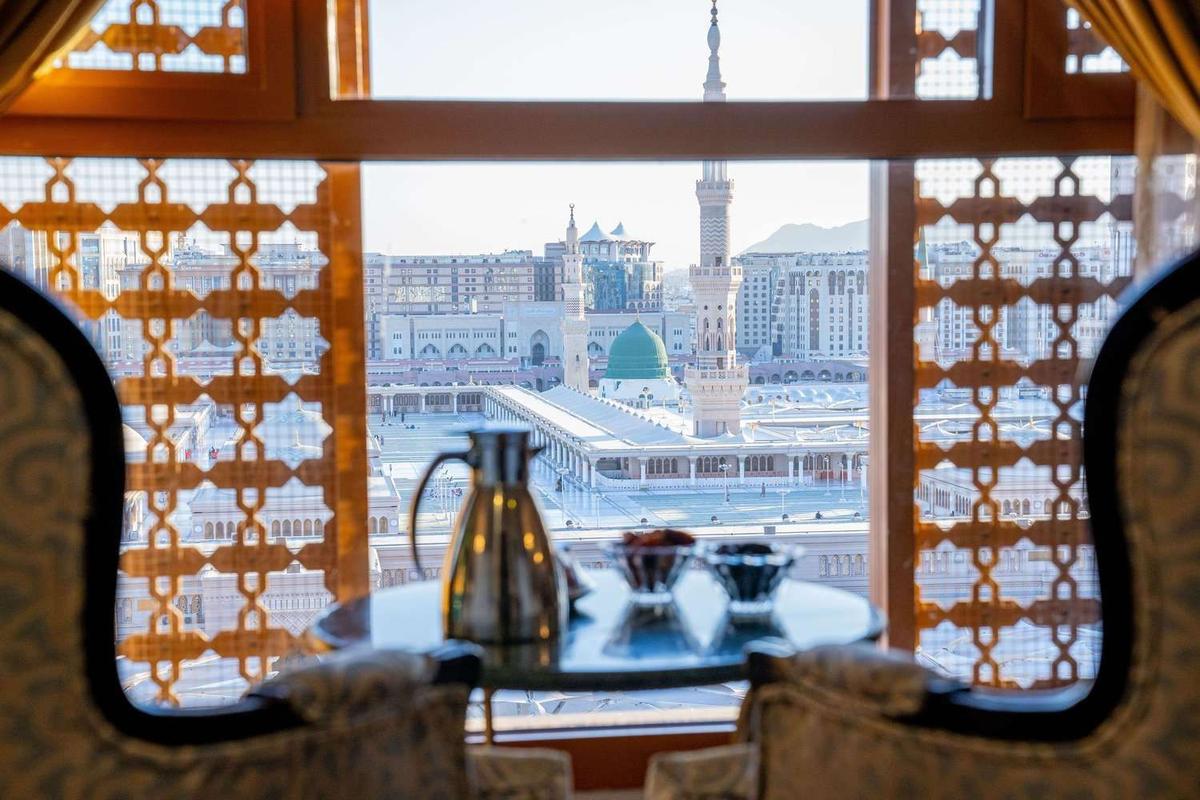 Makkah & Madinah with 5-Star Hotels